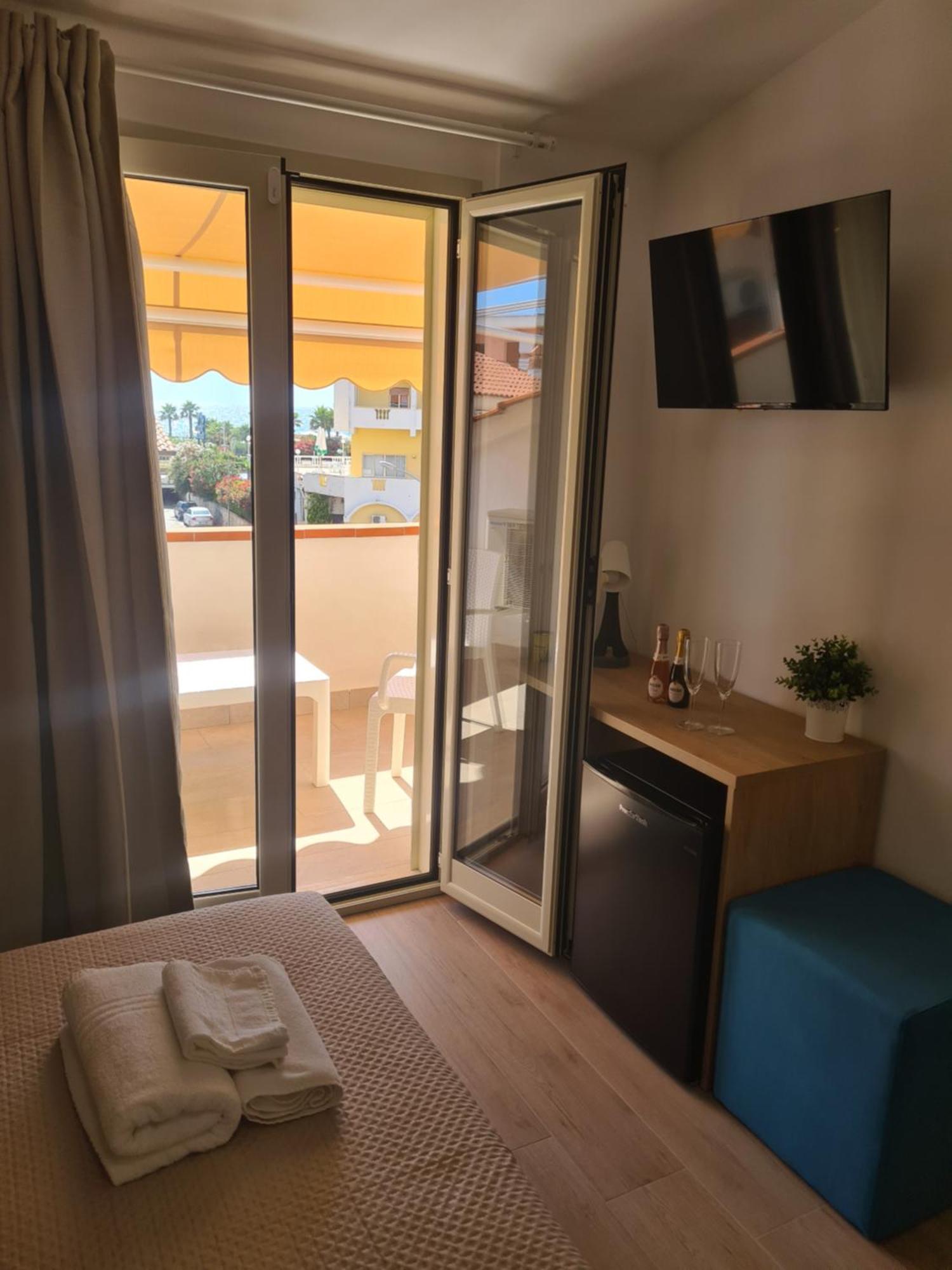 B&B Al Quadrato Scalea Eksteriør billede